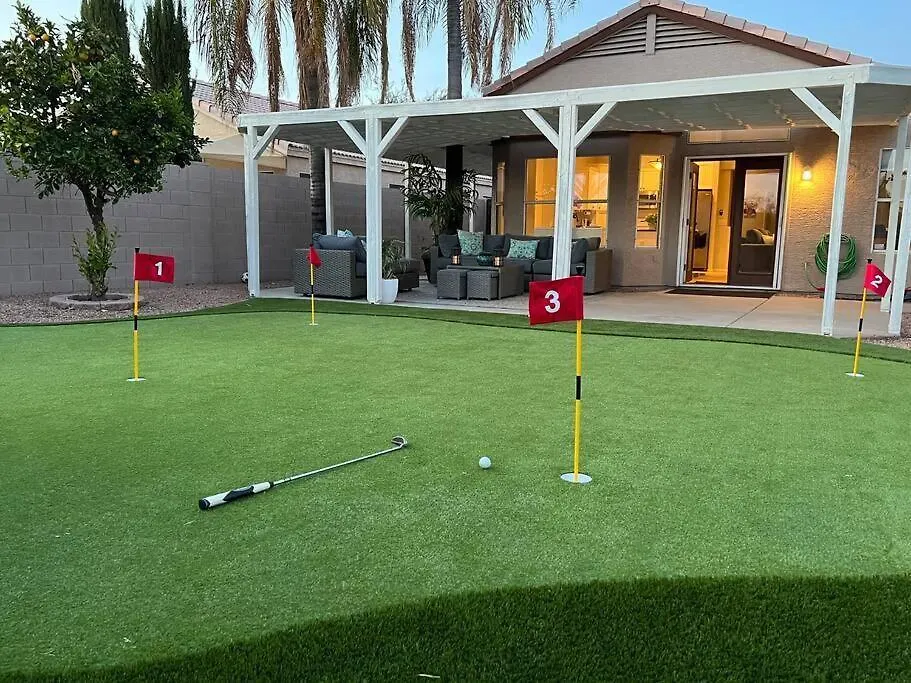 3Bd Home Near Scottsdale - Golf Putting Green 피닉스 펜션