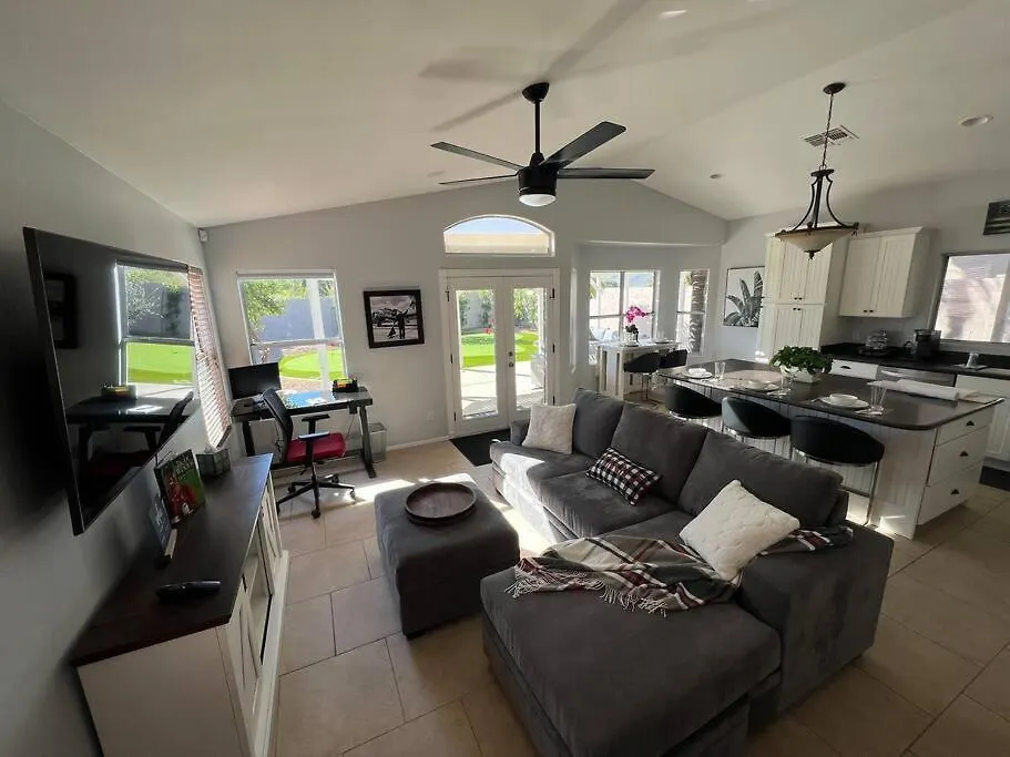 3Bd Home Near Scottsdale - Golf Putting Green 피닉스