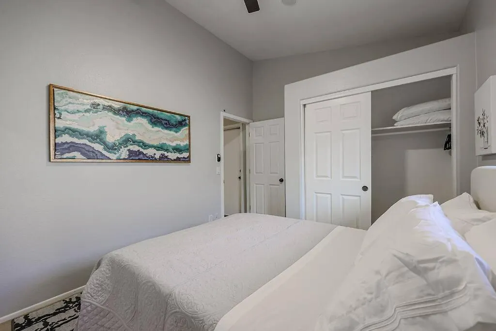 3Bd Home Near Scottsdale - Golf Putting Green 피닉스